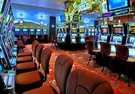 Philippine player accessing fb77 casino live casino baccarat table on smartphone